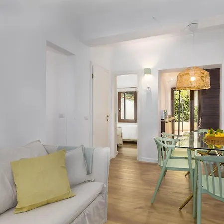 By Interhome * Florenz